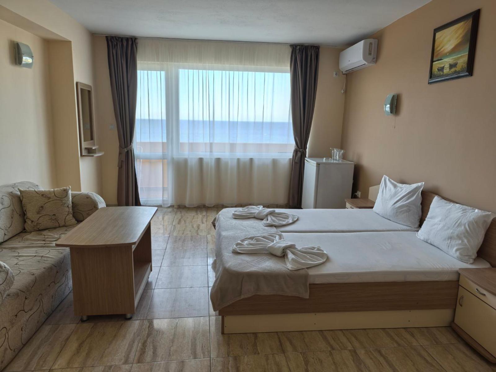 Family Hotel Alfa Vita Sozopol Exterior photo
